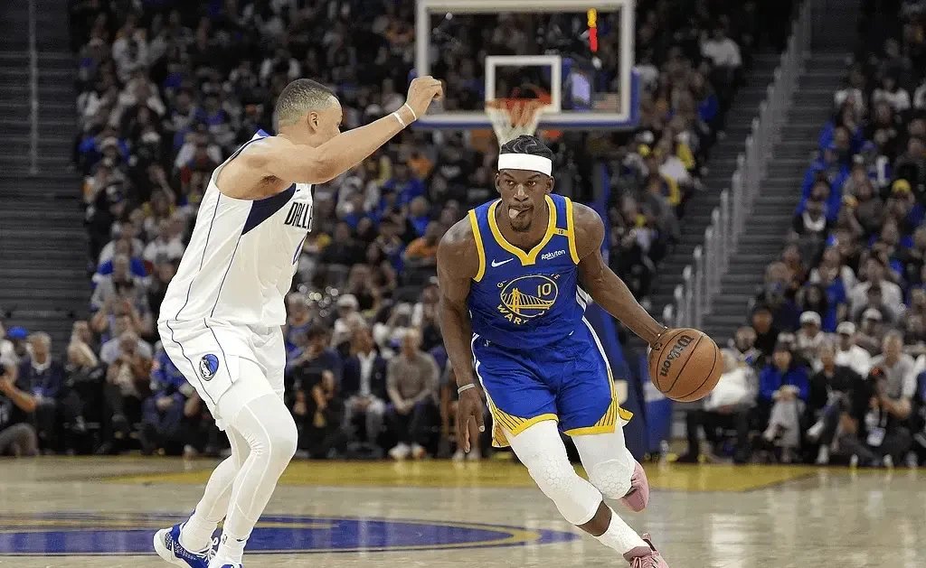 NG28-包含巴特勒连续十场比赛得分超过重要助攻，西班牙队不断突破！观众掌声雷动的词条